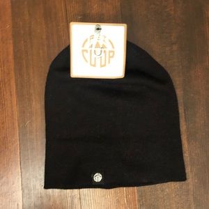 REI Black Beanie